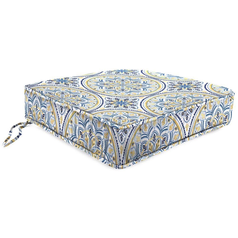 Jordan Manufacturing 22.5 in. L x 22.5 in. W x 5 in. T