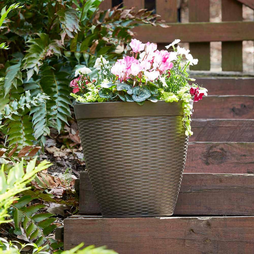 Jamaica Wicker Inspired 16" Round HDR Planter for Indoor/Outdoor