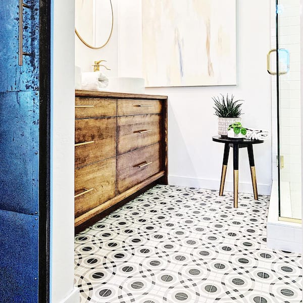 Manuelaページ La Jolla Fan Porcelain Mosaic | Floor and Decor
