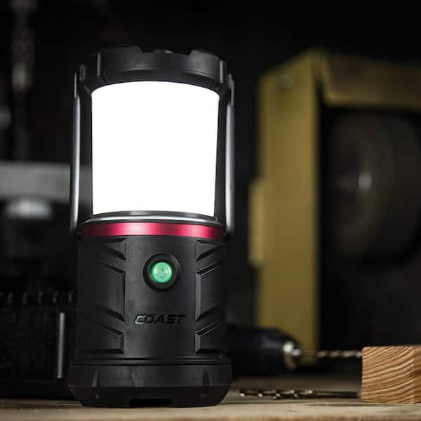 https://images.thdstatic.com/productImages/3e3137ae-3116-49a3-9bb8-bcc324720dcd/svn/coast-lantern-flashlights-30830-31_600.jpg