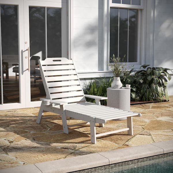 White plastic best sale pool chairs