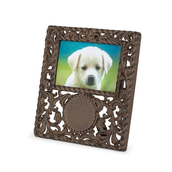 GG COLLECTION Brown Metal Acanthus Monogrammable Frame