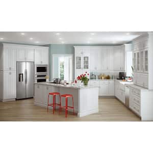 Newport Pacific White Plywood Shaker Assembled Kitchen Cabinet Matching Toe Kick 96 in W x 0.125 in D x 4.5 in H
