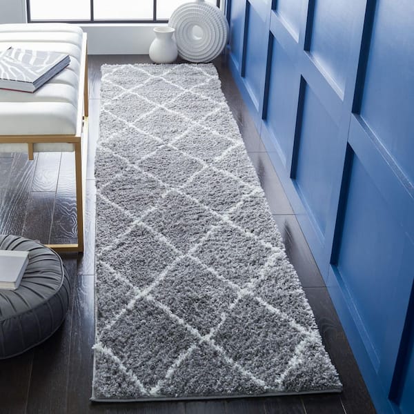 August Shag 2 ft. x 9 ft. Light Gray/Ivory Diamond Runner Rug