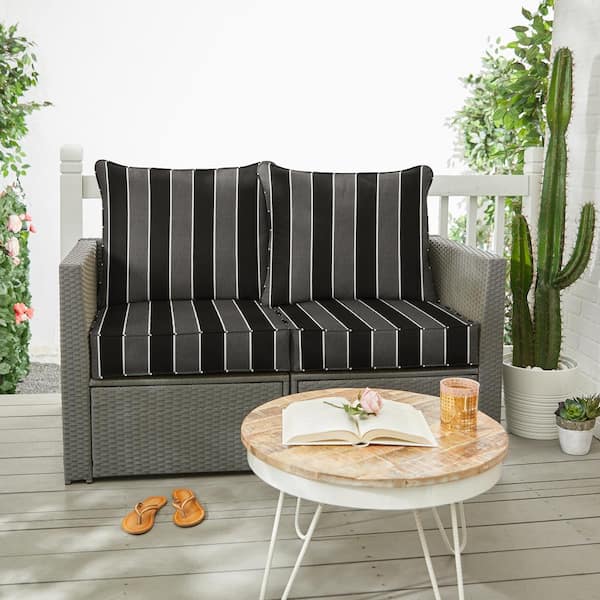 Peyton patio seating discount set replacement cushions