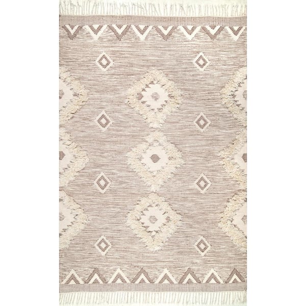 nuLOOM Savannah Moroccan Fringe Beige Doormat 2 ft. x 3 ft.  Area Rug