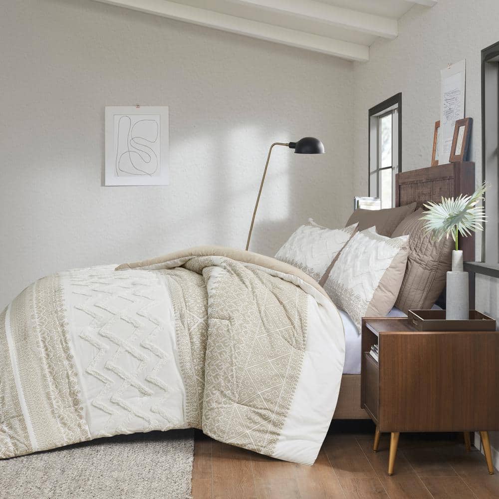Mila Taupe Cotton King Comforter Set with Chenille Tufting