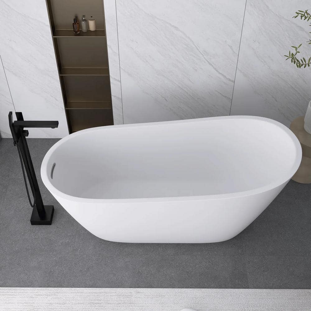 67-Inch Gloss White Acrylic Freestanding Soaking Bathtub