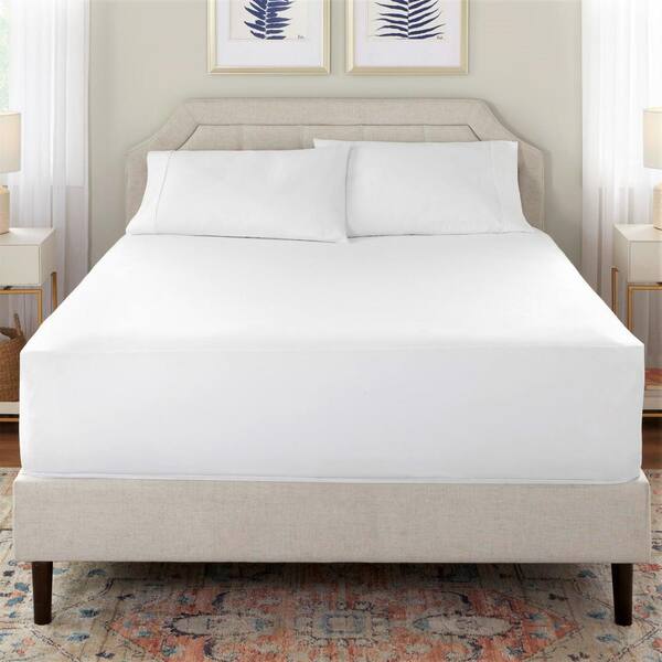 Home Collections Bed Bug & Spill Proof Mattress Protector White Twin