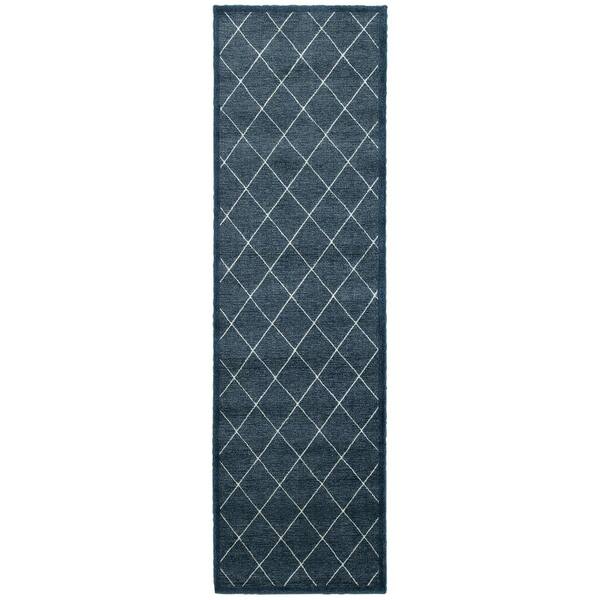 AVERLEY HOME Ellis Navy/Ivory 2 ft. x 8 ft. Lattice Runner Rug