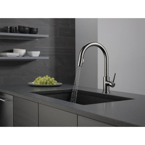 Delta Trinsic Single Handle Pull Down Sprayer Kitchen Faucet With Magnatite Docking In Black Stainless 9159 Ks Dst The Home Depot