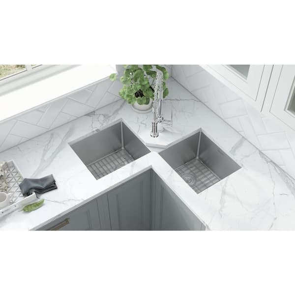 23Y-SB-2-4 RORU Ruvati Corner Butterfly Undermount Kitchen Sink 16 Gauge 44