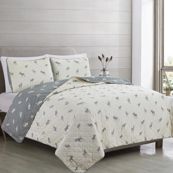 FRESHFOLDS Gray Reversible Animal Lodge Themed King Microfiber 3-Piece Quilt Set Bedspread
