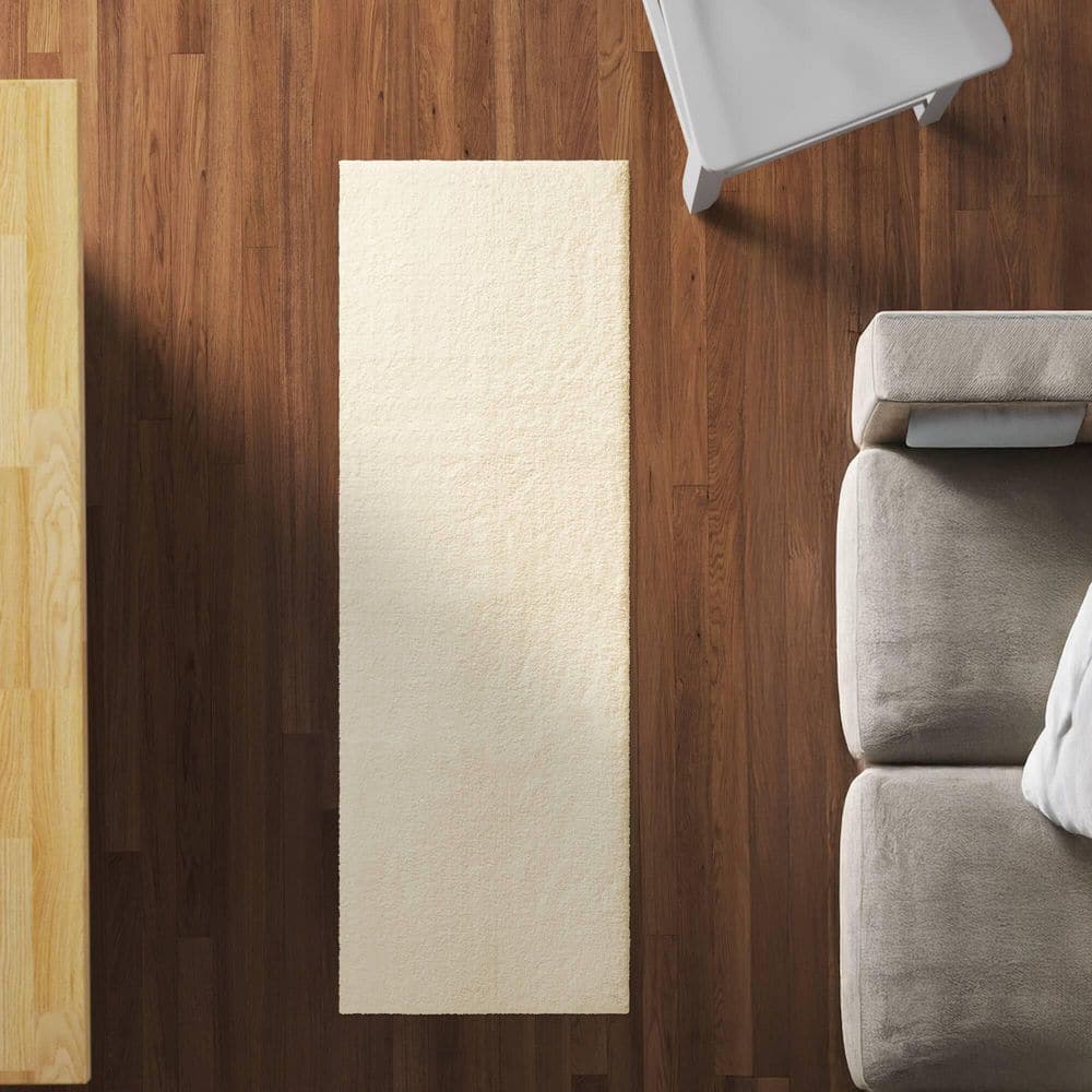 Off-White Tufted Microfiber Contour Bath Rug