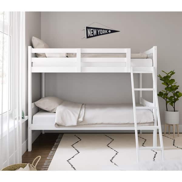 Storkcraft Caribou White Solid Hardwood Twin Bunk Daybed
