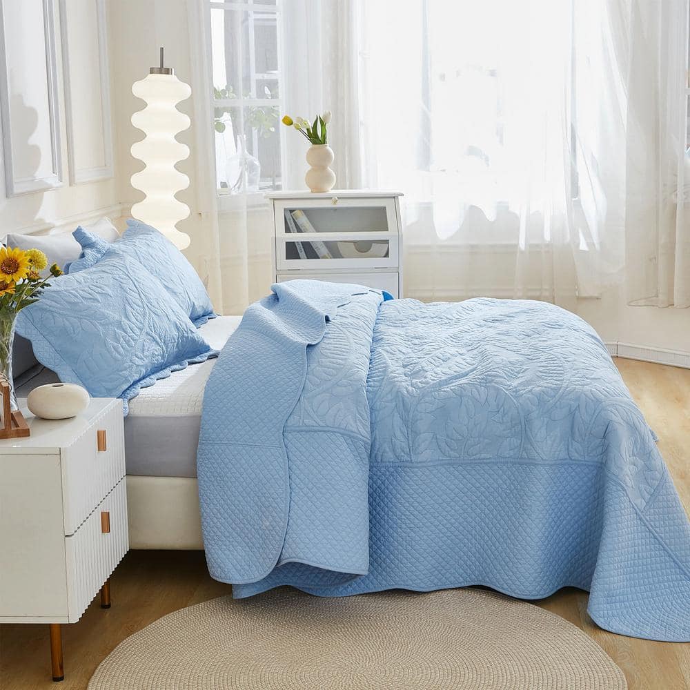 Light Blue Cotton Queen Quilt Set with Pillow Shams