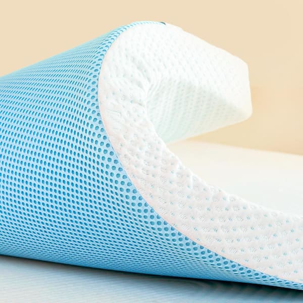 SUBRTEX Medium 4 in. Queen Gel Memory Foam Mattress Topper with Non-Slip Cover