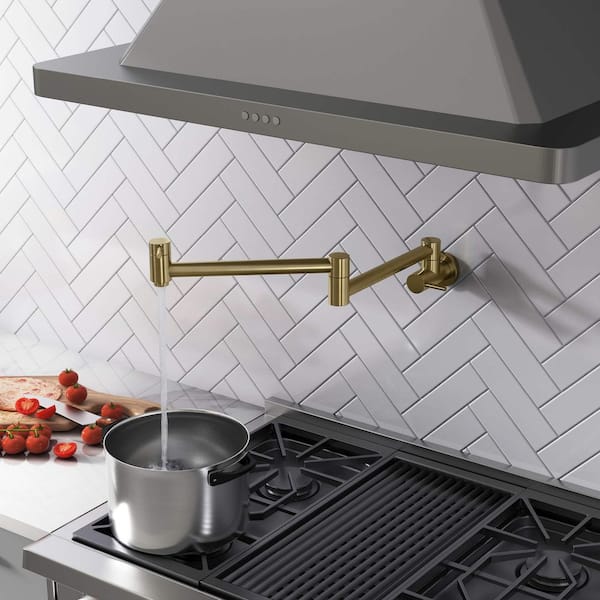 1- Handle Wall Mount 360 ° Spout Swivel Pot Filler Kitchen Faucet in Brushed Brass