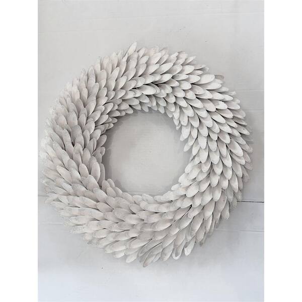 Home Accents Holiday Sugarplum Knoll White Wood Shell With White Glitter