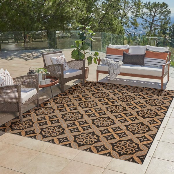 Paseo Niala Chestnut/Black 6 ft. x 9 ft. Floral Medallion Indoor/Outdoor Area Rug