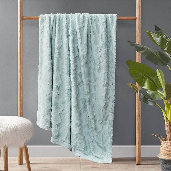 ilemong Oversized 60 in. x 70 in. Aqua Throw Blanket Comfortable Faux Fur Machine Washable Soft Throw