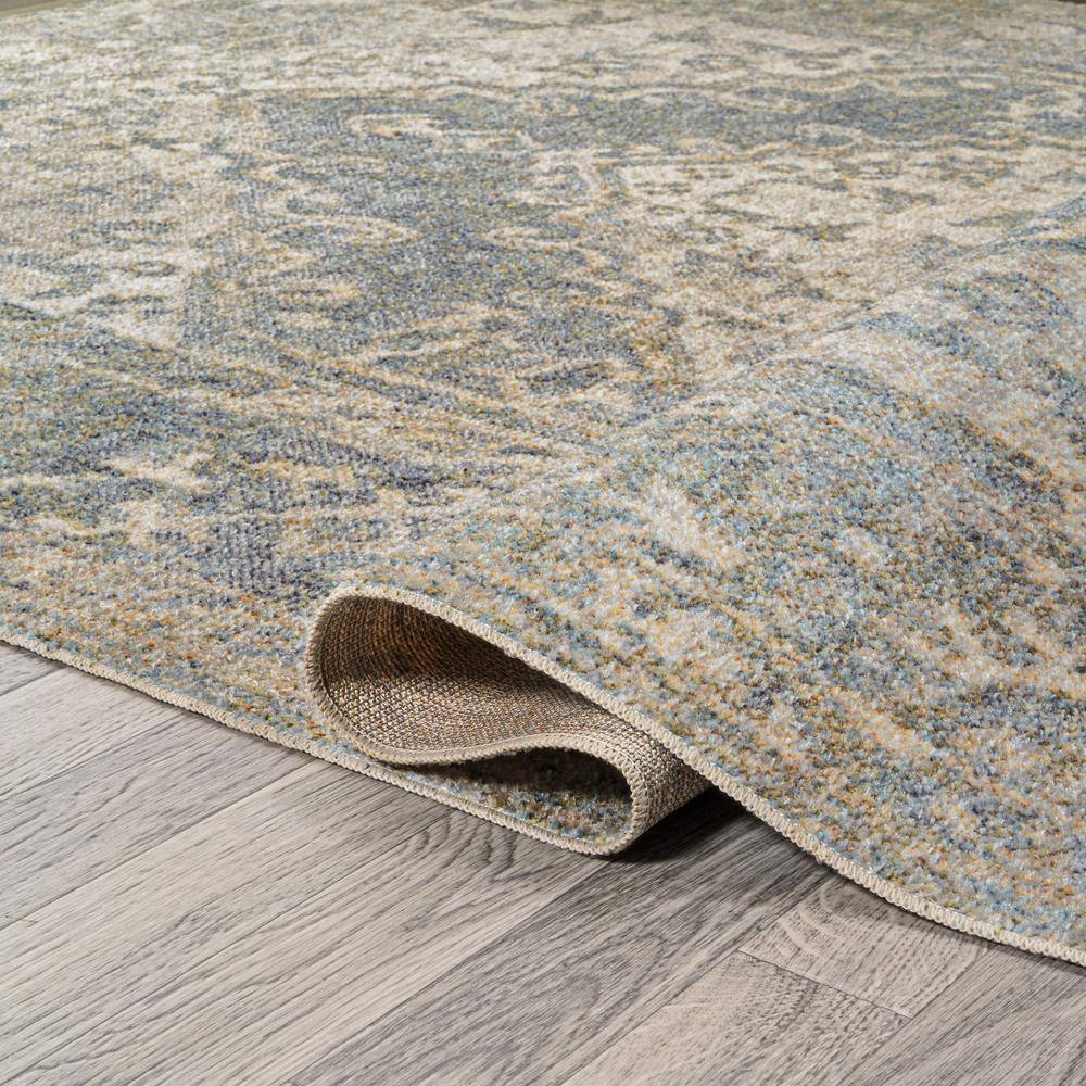 Pavel Blue and Cream 4' x 6' Washable Medallion Rug