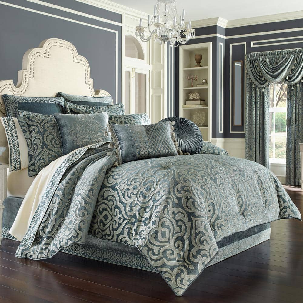 Sarah Polyester Blue California King 4Pc. Comforter Set