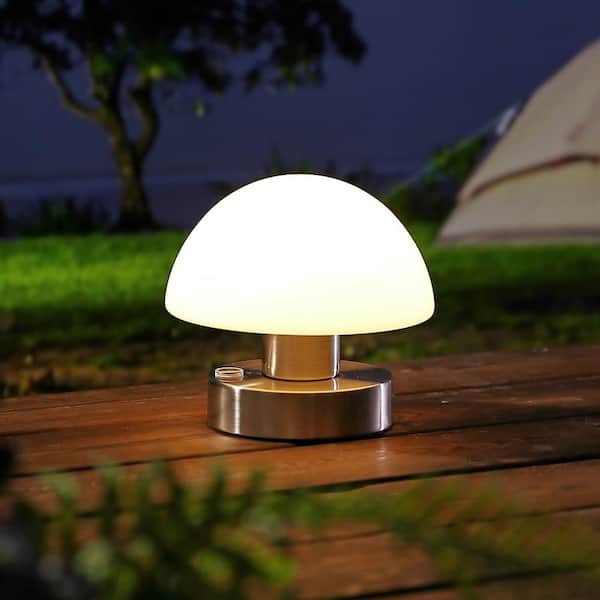 Lampe-sphère magnétique robuste rechargeable à DEL - Lee Valley Tools