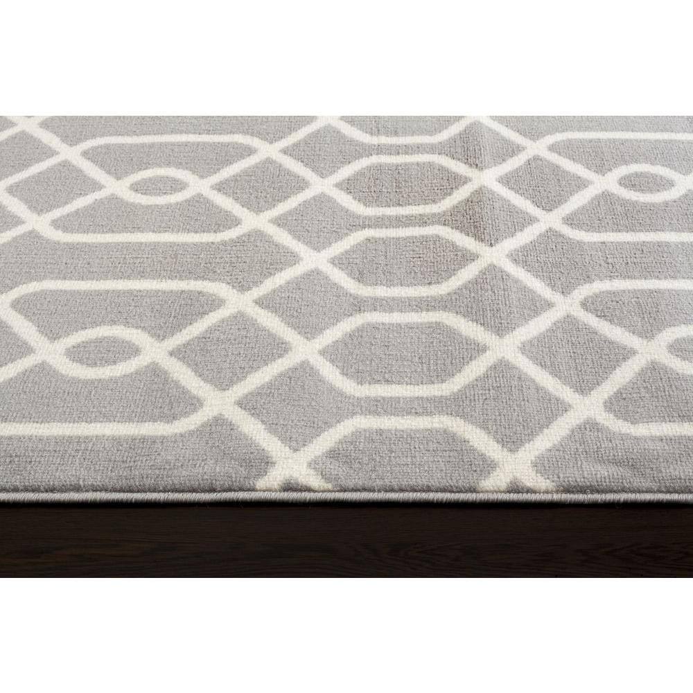 Easy-Care Modern Trellis Gray 5' x 7' Synthetic Area Rug
