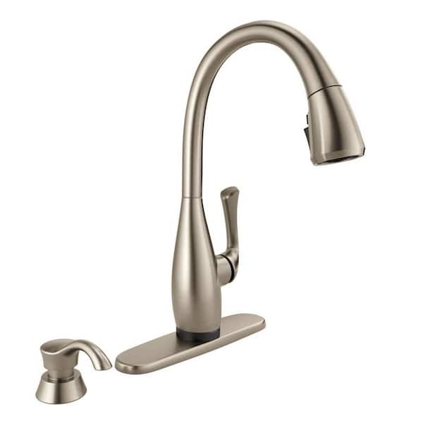 Delta Dominic Single-Handle Pull-Down Sprayer Kitchen Faucet with Touch2O and Shield Spray Technology in Spot Shield Stainless