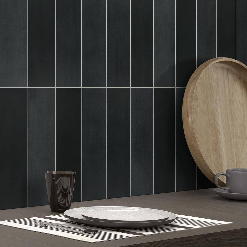 Black Stone Composite Peel & Stick Mosaic Tile Set