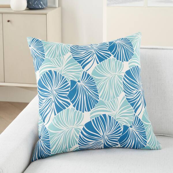 https://images.thdstatic.com/productImages/3f1b9569-90e4-56ad-801c-2e00ddc3561a/svn/waverly-throw-pillows-000660-c3_600.jpg