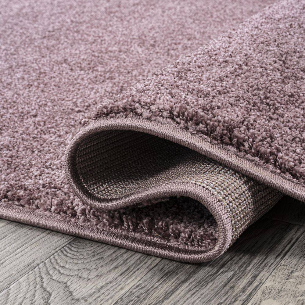 Reversible Easy-Care Red Synthetic 8' x 10' Area Rug