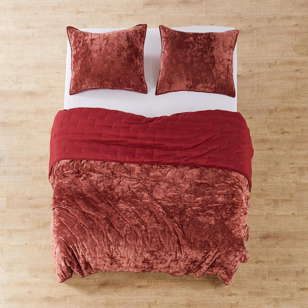 Luxurious Full/Queen Red Velvet Reversible Quilt