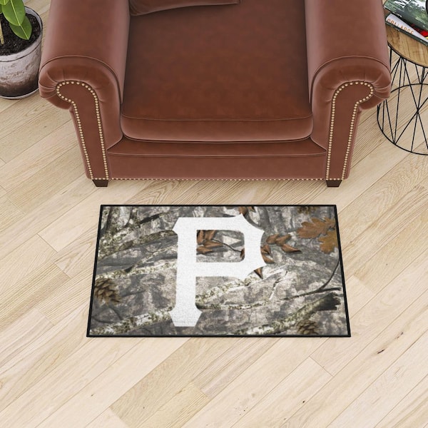 Fanmats Atlanta Braves Camo Starter Mat Accent Rug - 19in. x 30in.