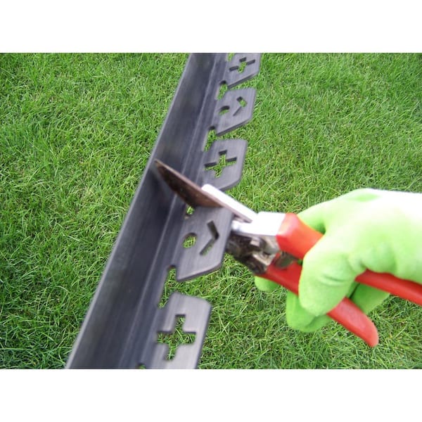 Valley View Industries 60 ft. Long x 2 in Depth x 1.5 in Height No Dig Edging Polyethylene with Extra Nails