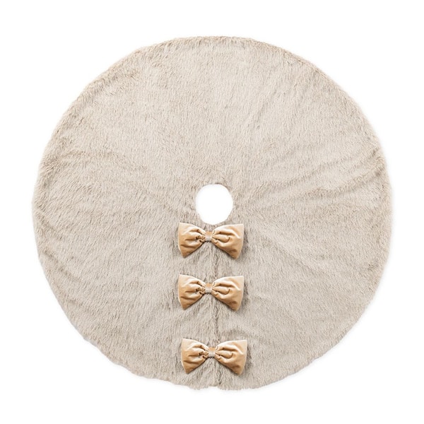 48 in. D Reversible Faux Fox Fur/Korean Fleece Christmas Tree Skirt