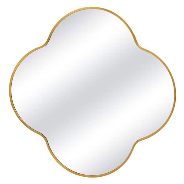 Hochwertiges 28 in. W x 28 in. H Scalloped Gold Aluminum