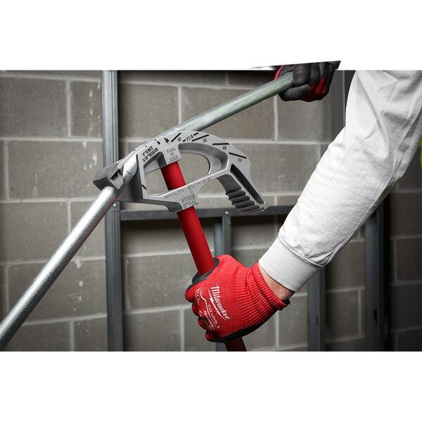 Milwaukee 1 in. EMT Aluminum Conduit Bender and 9 in. 7-in-1