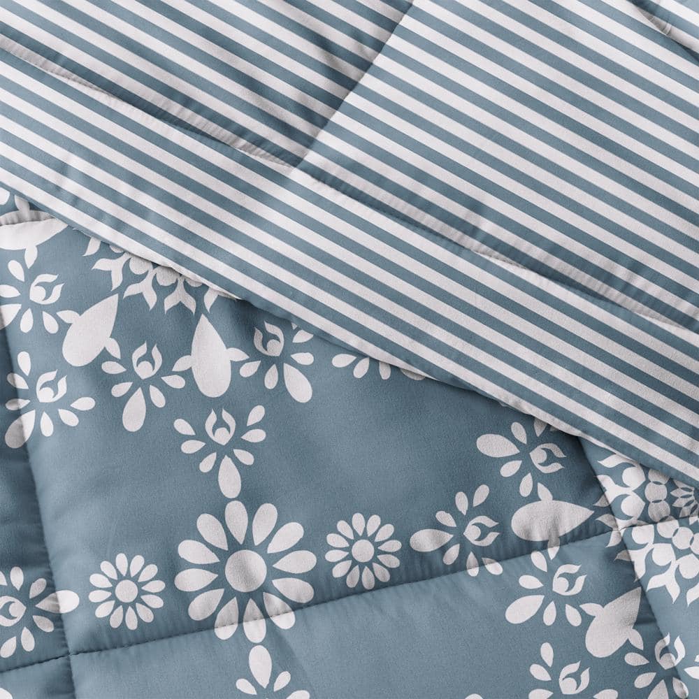 Light Blue Striped Microfiber Twin Reversible Duvet Set