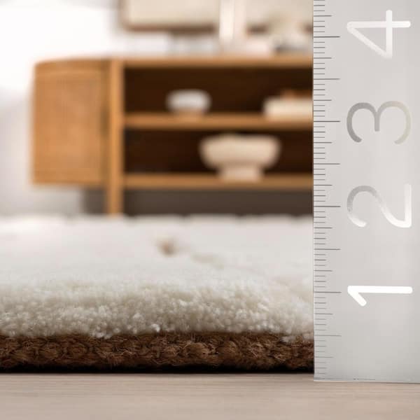 Nazco Abstract New Zealand Wool Cream 5 ft. x 8 ft. Area Rug
