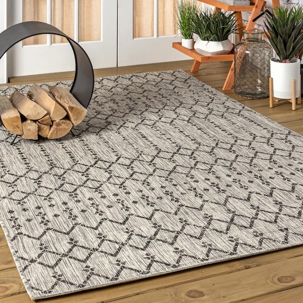 JONATHAN Y Ourika Moroccan Light Gray/Black 3 ft. 1 in. x 5 ft. Geometric Textured Weave Indoor/Outdoor Area Rug