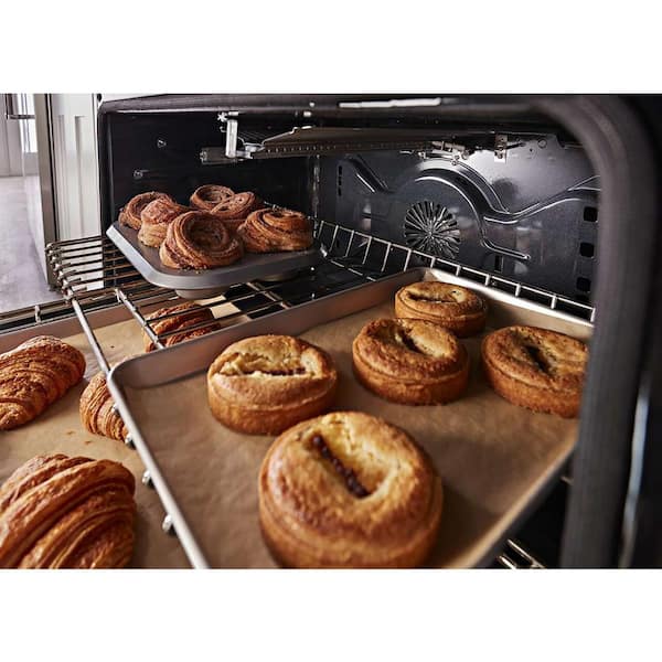 KitchenAid 36 Smart Commercial-Style GAS Range with 6 Burners (KFGC506JMH)