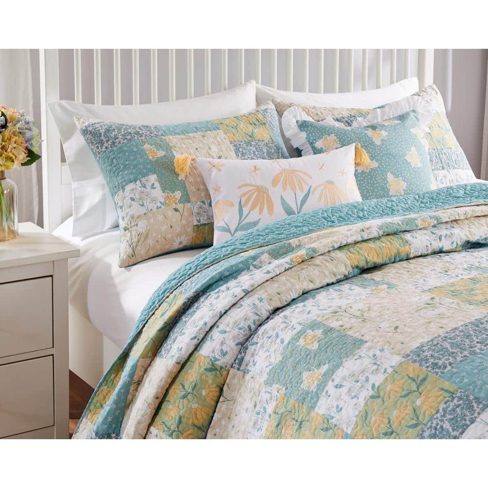 Evangeline Twin Reversible Cotton Quilt Set in Floral Patchwork
