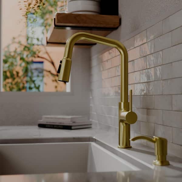 Stalbridge Single Handle Pull-Down Sprayer Kitchen Faucet in Spot-Free Brushed Gold