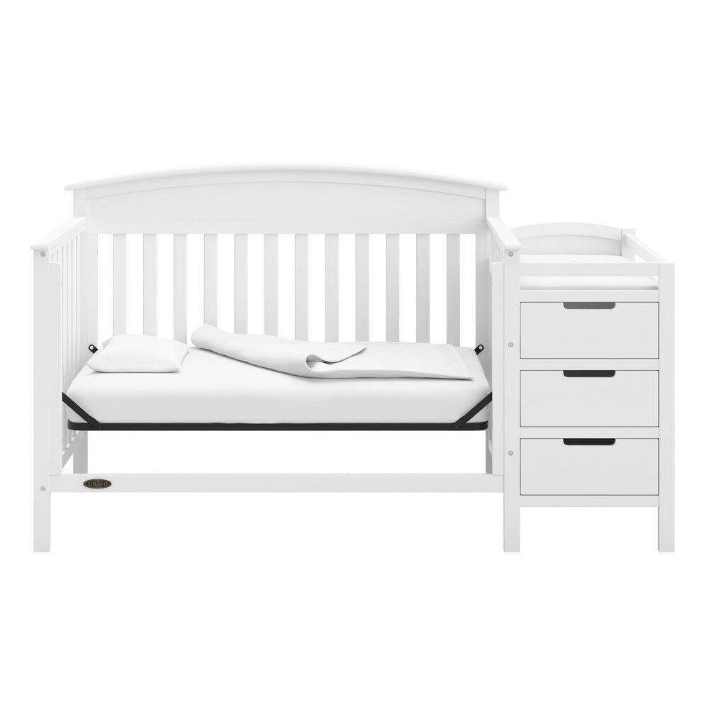 White Pine 4-in-1 Convertible Crib with Changer