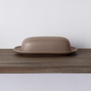 Colorwave Clay 8.5 in. (Tan) Stoneware Covered Butter