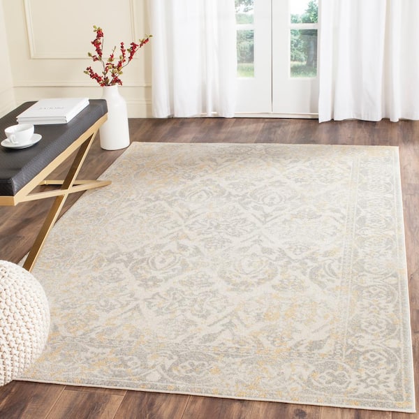 Evoke Ivory/Gray 10 ft. x 14 ft. Distressed Floral Diamonds Area Rug