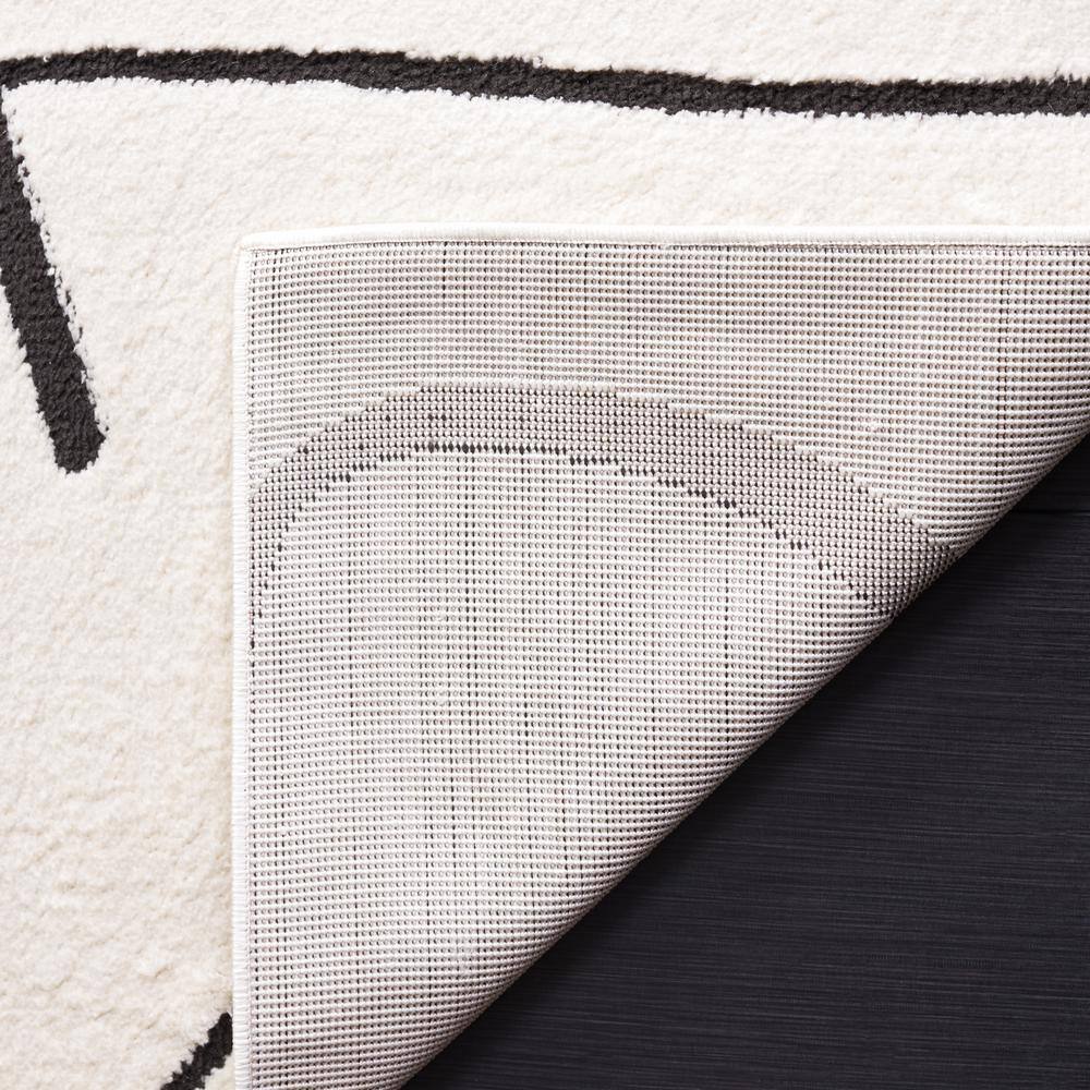 Melody 6'7" Square Black and Ivory Geometric Area Rug