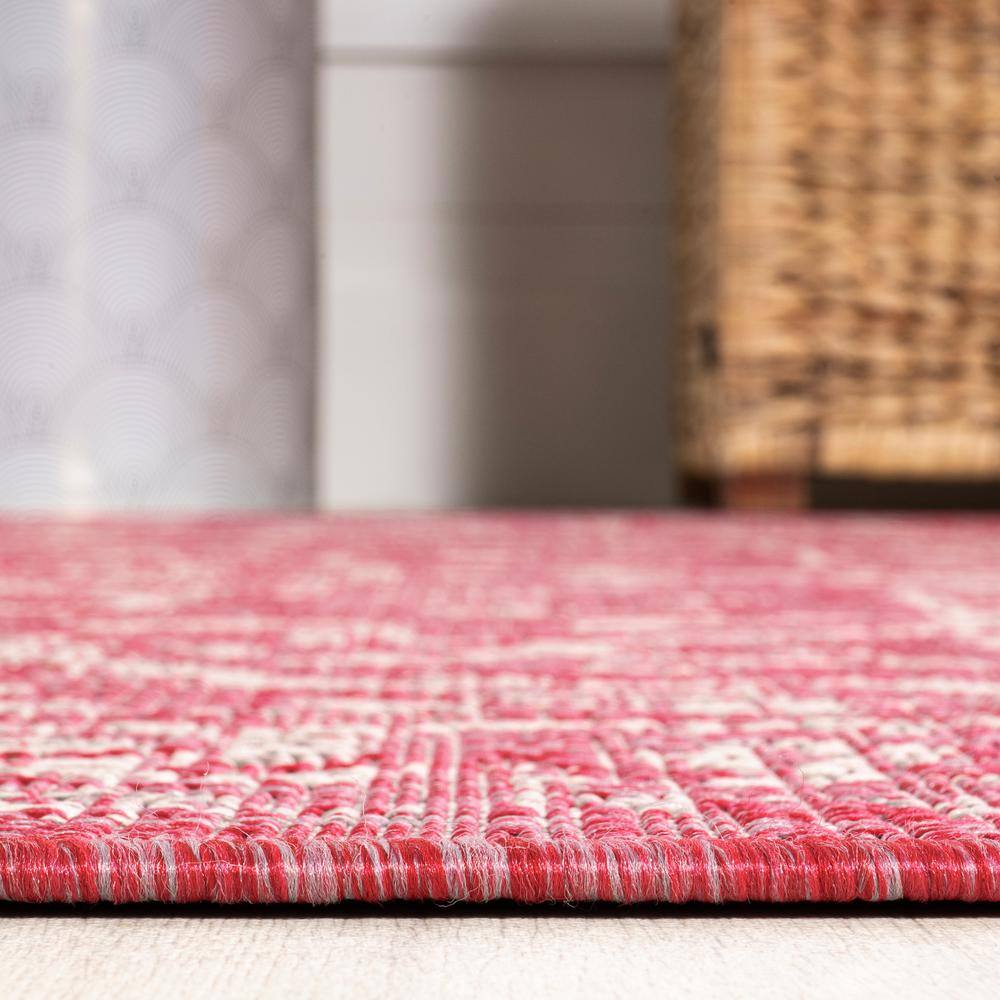 Fuchsia and Light Gray 9' x 12' Bohemian Medallion Rug